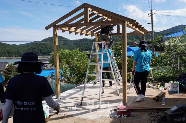고흥군, 11개 대학 청년 모여 방치된 빈집 ‘어가스테이’ 탈바꿈 (고흥군 제공)