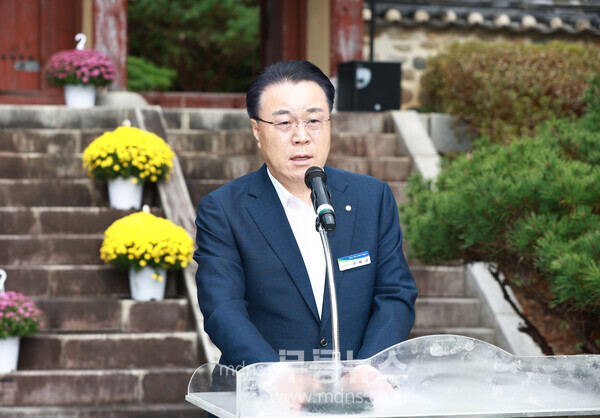 기념사하는 구복규 화순군수