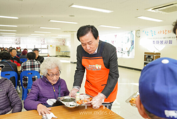 목포시 2024년도 IBK기업은행 참! 좋은 사랑의 밥차 성황리 종료/목포시 제공