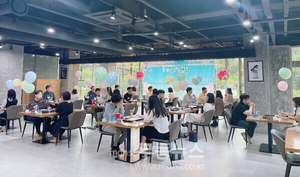 광양시, 미혼남녀 만남행사 ‘솔로엔딩’ 큰 호응 속 마무리 - 그룹 만남행사/광양시 제공