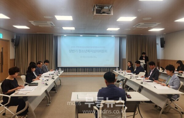 담양군, 청소년복지심의위원회 개최… 청소년 위한 촘촘한 지역 안전망 구축.