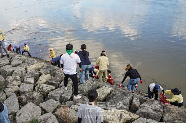 목포시, 300여 명 참여한 해양쓰레기 수거 활동 전개