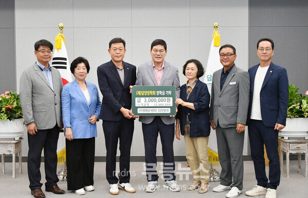 담양군, 지역 인재 위한 장학금 기탁 행렬/담양군 제공