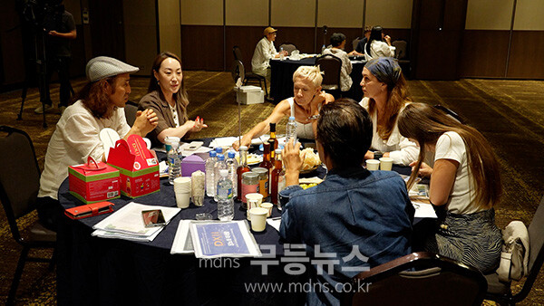 러시아 바이어 초청 수출상담회를 개최하고 있는 진도군 (진도군 제공ㄹ)