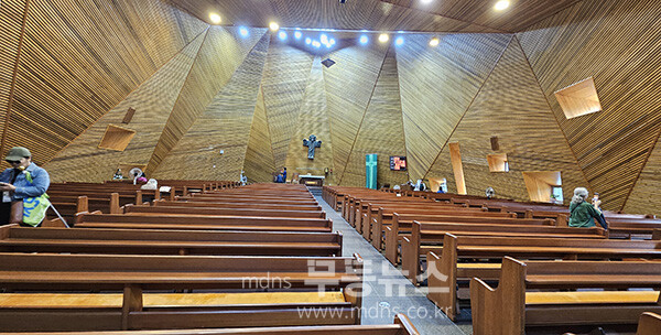 전북 완주 천호성지 순례길에 참여한 광주화정1동성당 공동체 / 부활성당  (사진촬영 / 조경륜 베드로)