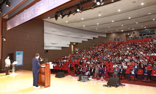 구복규 군수가 축사를 하고있다./화순군 제공