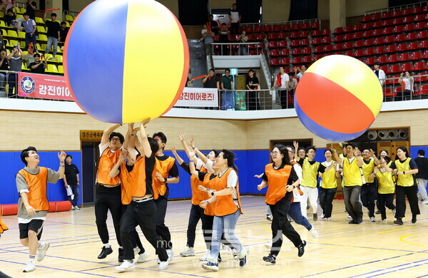 강진군이 16일 2025 공직자 페스티벌을 가졌다./강진군 제공