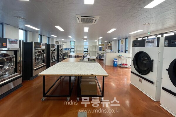 사평빨래방 내부 전경