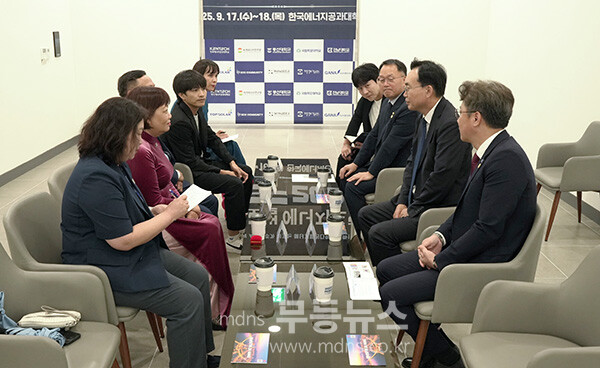 좌담회을 열고 있는 나주시의회 (나주시의회 제공)