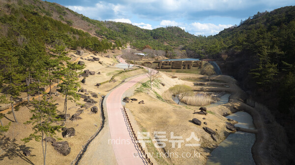 화순고인돌유적지 전경.