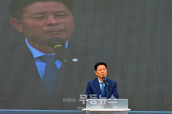 26일 열린 제48회 군민의 날 행사, 제27회 군민체육대회 심민섭 장성군 의회 의장 (사진촬영 / 조경륜)