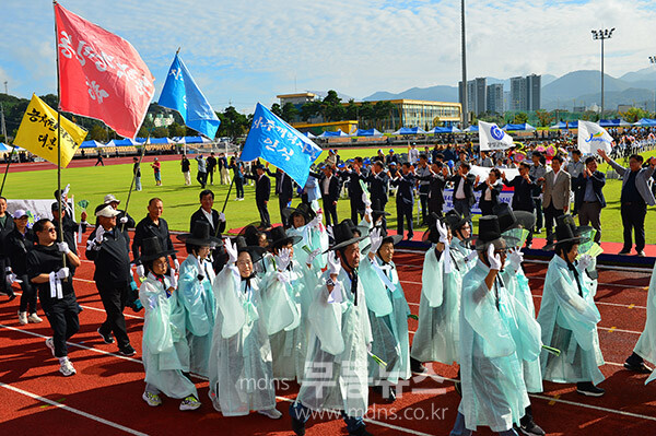 26일 열린 제48회 군민의 날 행사, 제27회 군민체육대회 (사진촬영 / 조경륜)
