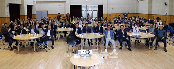 지난 25일 열린 북구 발전 정책토론회(사, 광주공동체 제공)