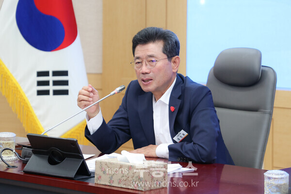 광양시, 10월 확대간부회의 열고 주요 현안 논의 - 정인화 광양시장