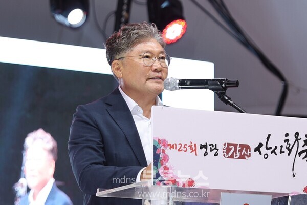 장세일 영광군수가 개막식 행사에서 인사말을 하고있다./무등뉴스 유진석