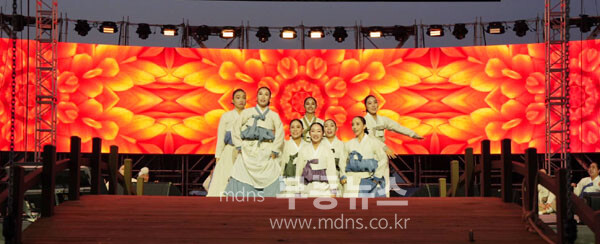 나주시립국악단의 마당극 ‘삼색유산놀이’가 역동적인 무대로 전통의 가치를 현대적으로 되살렸다.