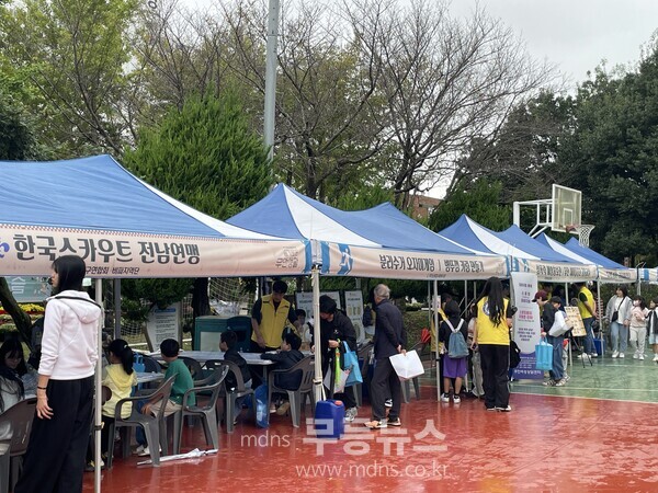 지난 17일 열린 2025 무안읍 플리마켓 '슬기로운 무안생활'