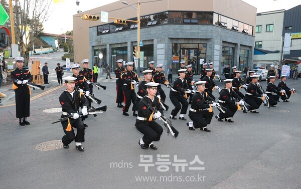보성군, 전국 최초 ‘제1회 보성 열선루 이순신 역사문화축제’ 대성료_‘장군님 오신다!’길거리 퍼레이드/보성군 제공