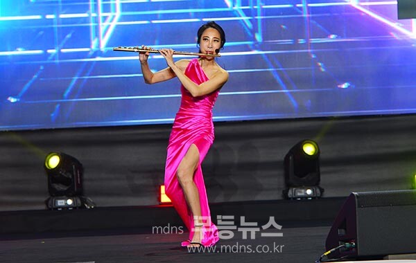 30일 열린 제34회 광산구민의날 행사 식전공연 / 플루리스트 나리 {사진촬영 / 조경륜)