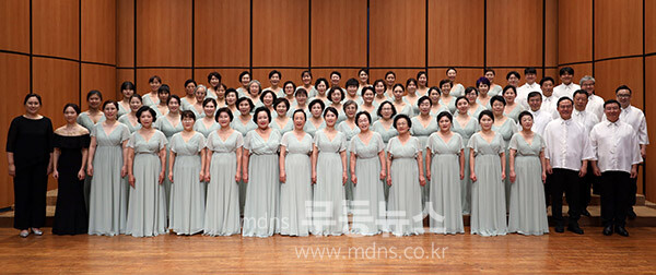 평화소리합창단 창단연주회 (전남도 제공)