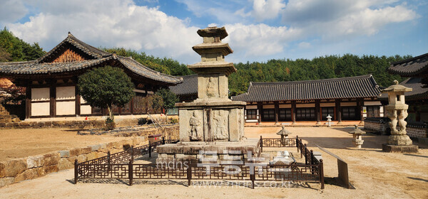 나를 떠나 나와 마주하는 곳, 중흥사  - 광양 중흥산성 삼층석탑/광양시 제공