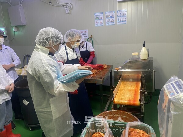 사진_김장철 식재료 위생점검