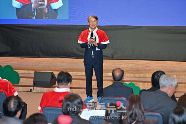 서구, 주민 중심 마을공동체 성과 빛났다.(사진_김이강 서구청장)