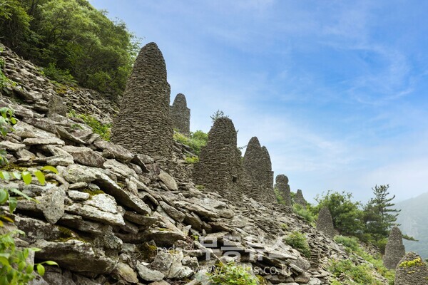 보성군, 오봉산 용추동과 칼바위 일원 명승 지정_오봉산 돌탑