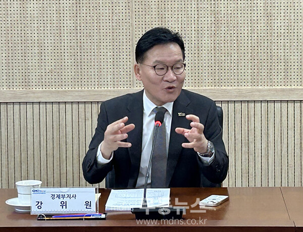 강위원 전남도정무부지사 (전남도 제공)