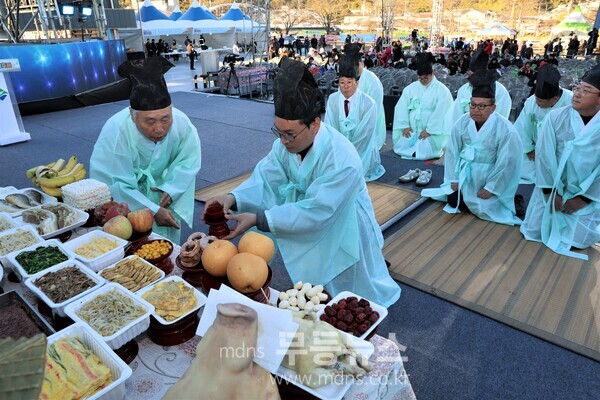 벌교꼬막축제 개막식 전에 올린 진혼제,벌교혼! 벌교인! 그리고 어울제 /사진=유진석 기자
