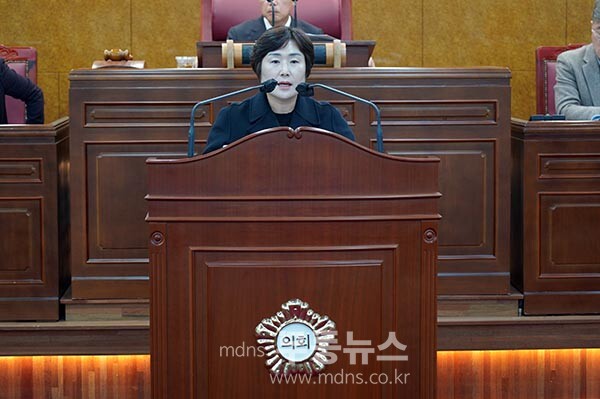 군정 질문을 하고 있는 담양군의회 박은서 의원 (담양군의회 제공)