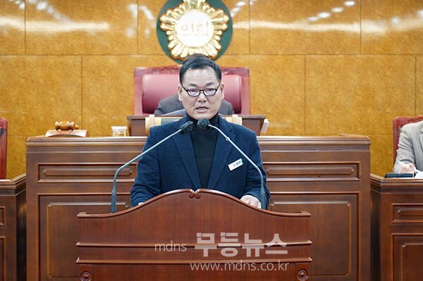 군정 질문을 하고 있는 담양군의회 노대현 의원 (담양군의회 제공)